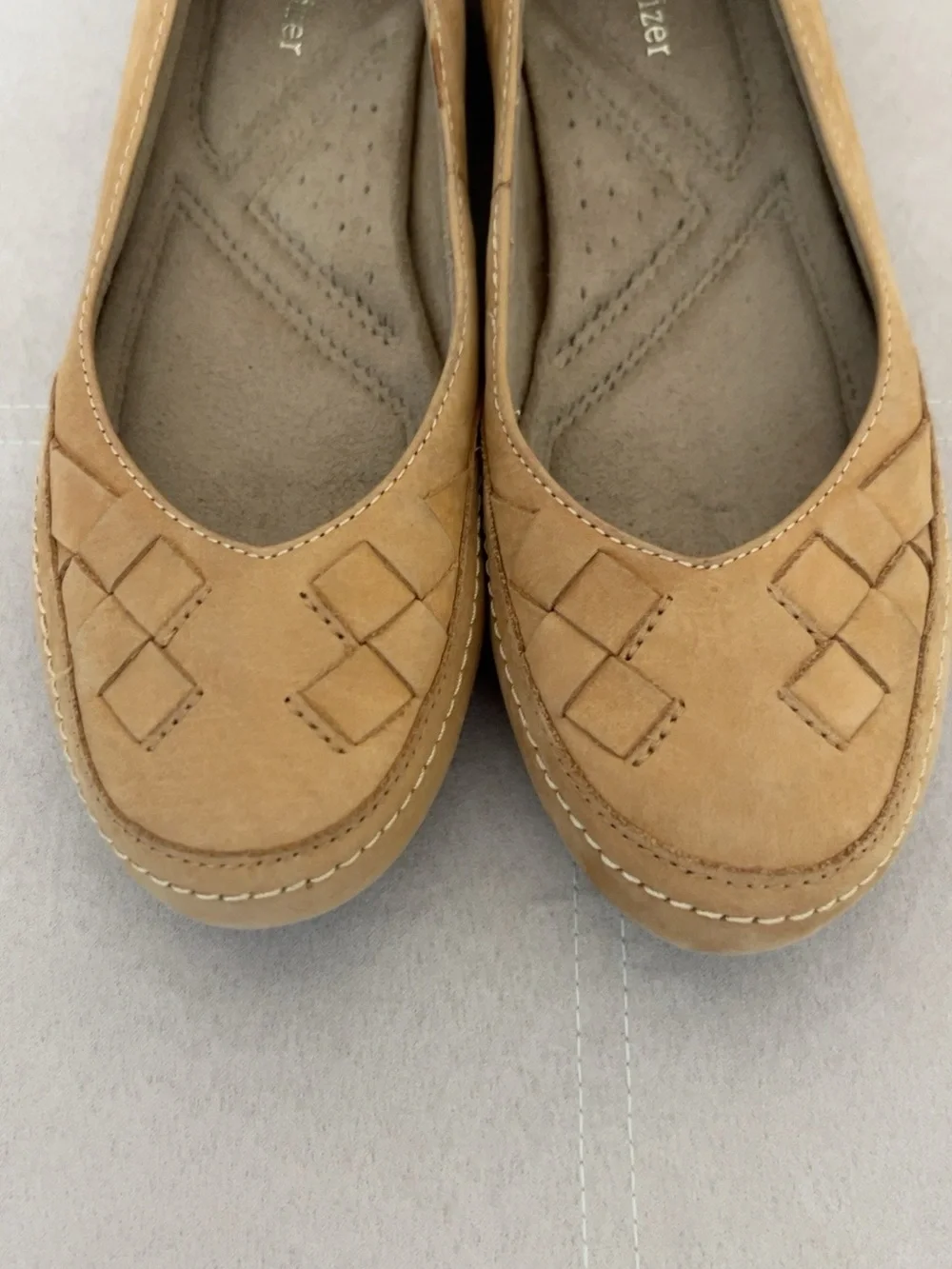 Naturalizer Tan Leather Woven Comfort Flats Shoes Size 7M